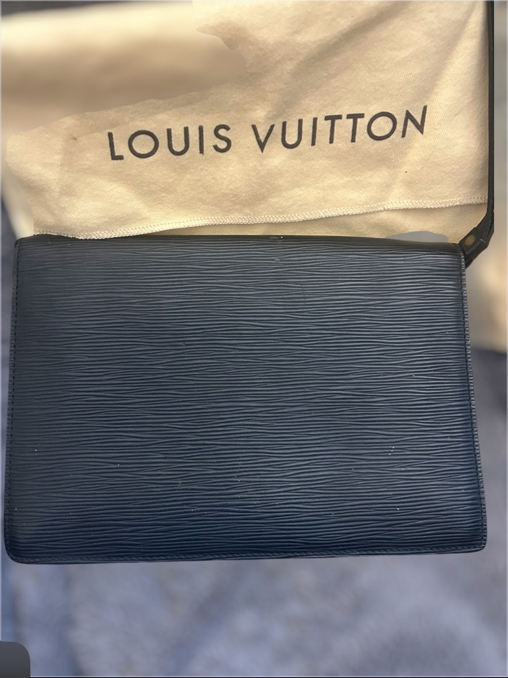 Louis Vuitton Black Epi leather Pochette Sellier Dragonne Clutch Ret. $900-1200 - Picture 2 of 15
